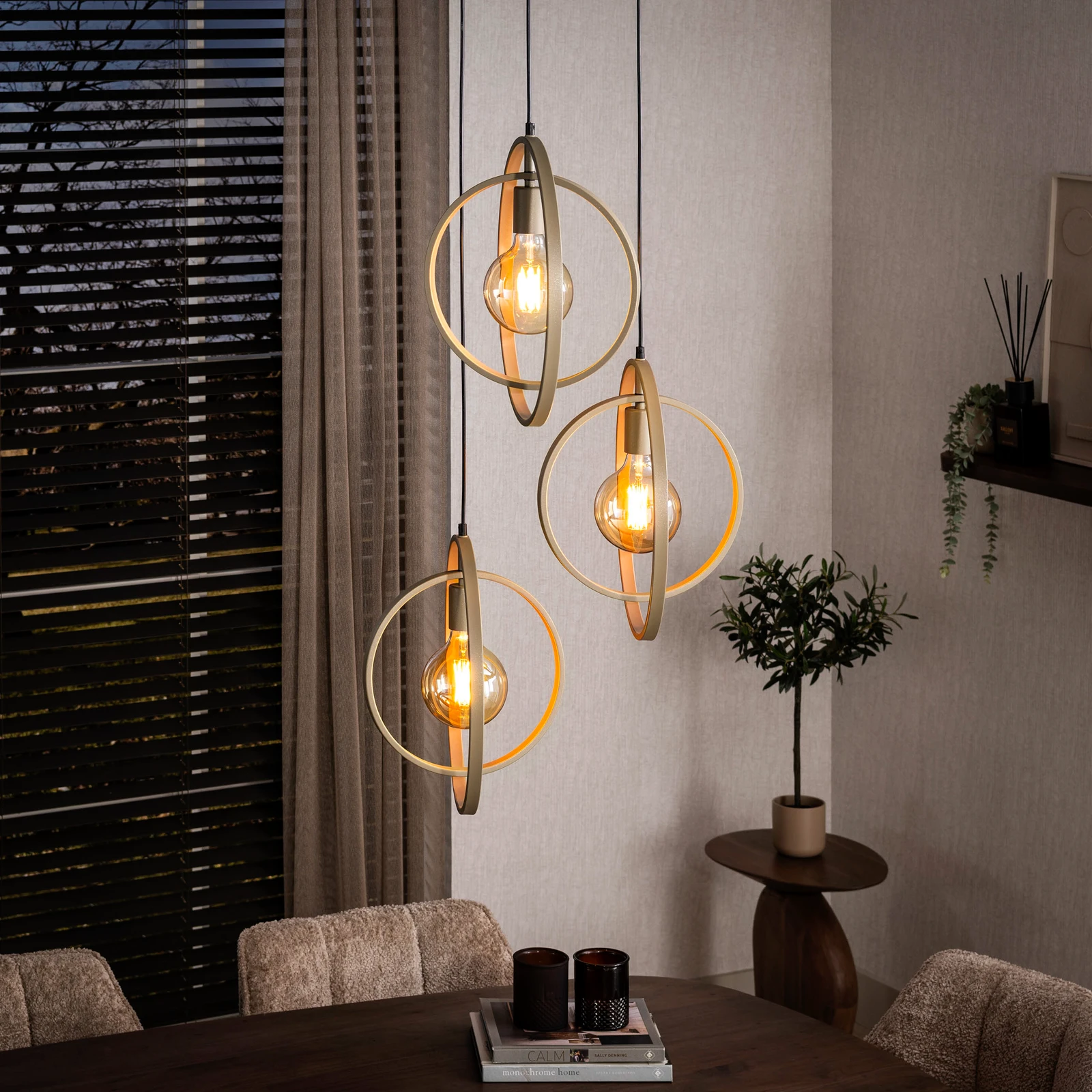 Hanglamp Turn Around (3 lichts getrapt) - Beige