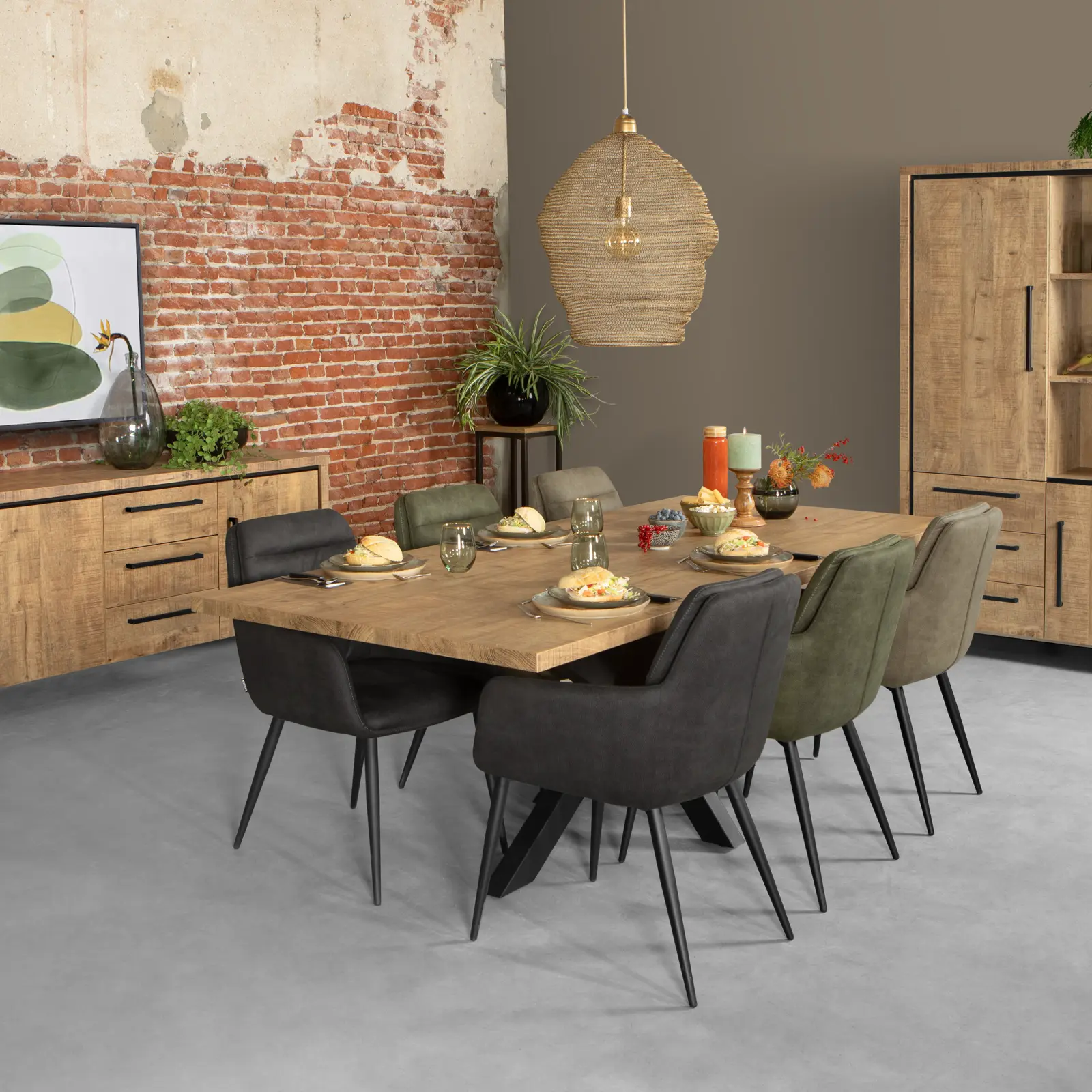 Wandkast Sheridan - 118 cm - Lamulux Mango - 2 deuren, 3 laden, 3 open vakken