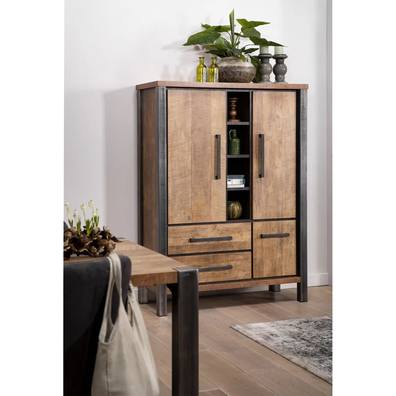 Wandkast Kinga - 120 cm - Lamulux Old Teak - 3 deuren, 2 laden, 4 open vakken