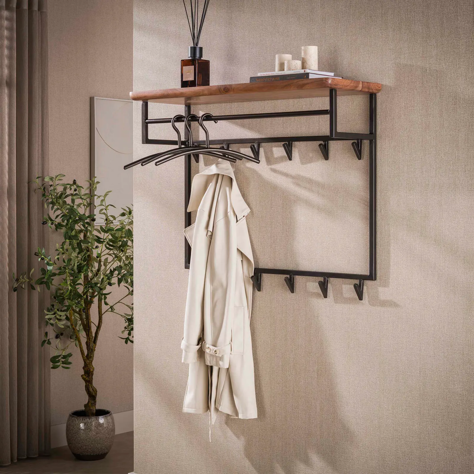 Kapstok Edge Curve hoog - 12 haken - Acacia Bruin