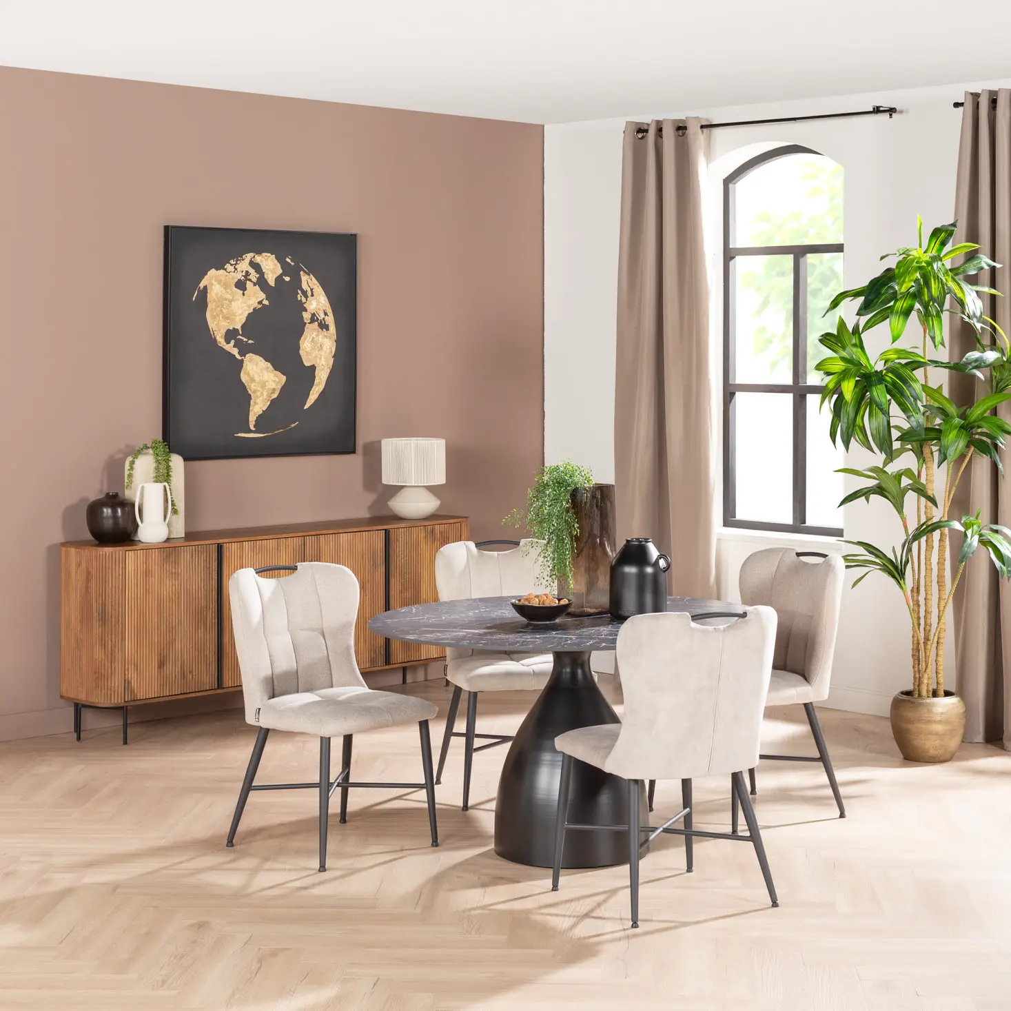 Dressoir Amare - 200 cm - Mangohout Lichtbruin - 4 deuren