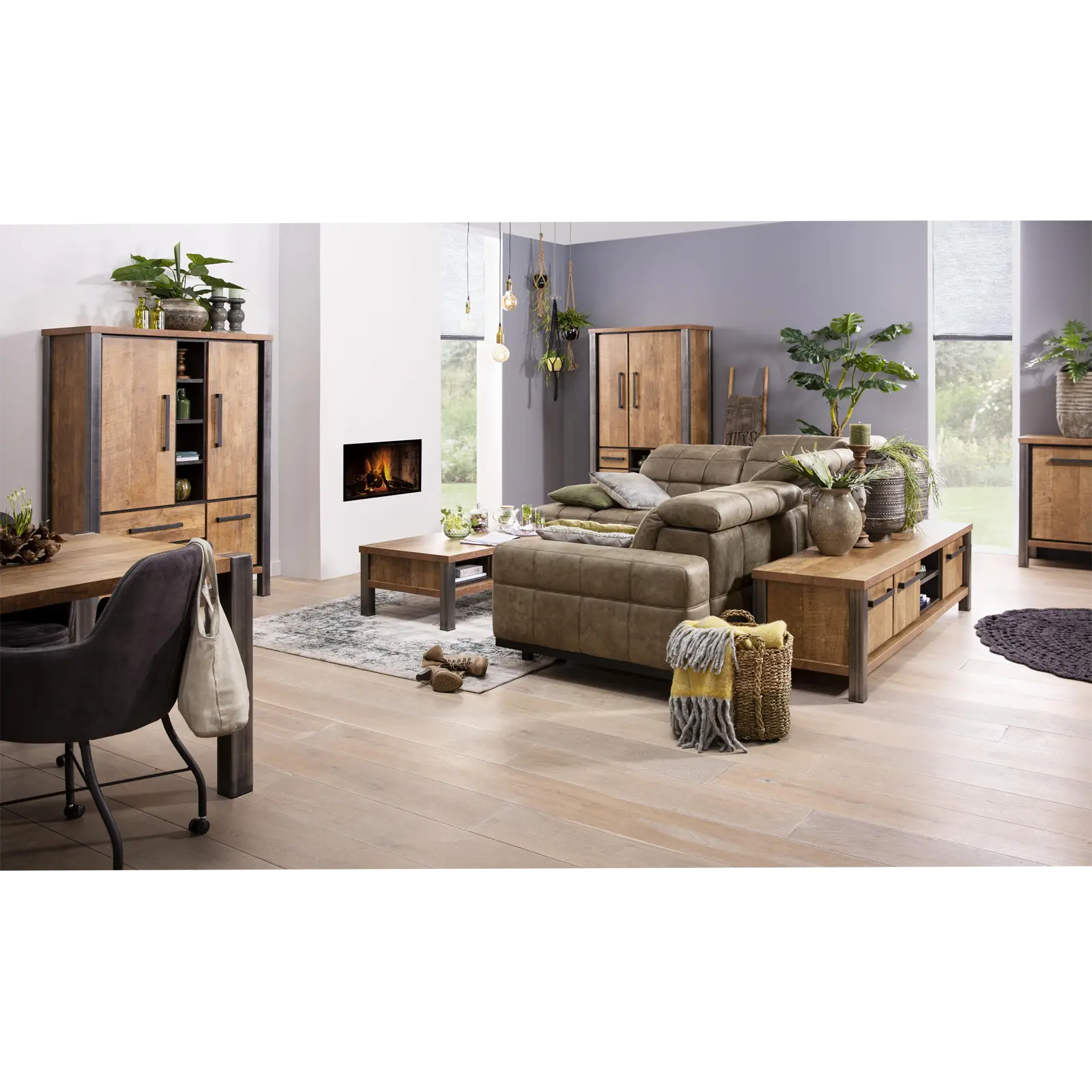 Wandkast Kinga - 120 cm - Lamulux Old Teak - 3 deuren, 2 laden, 4 open vakken